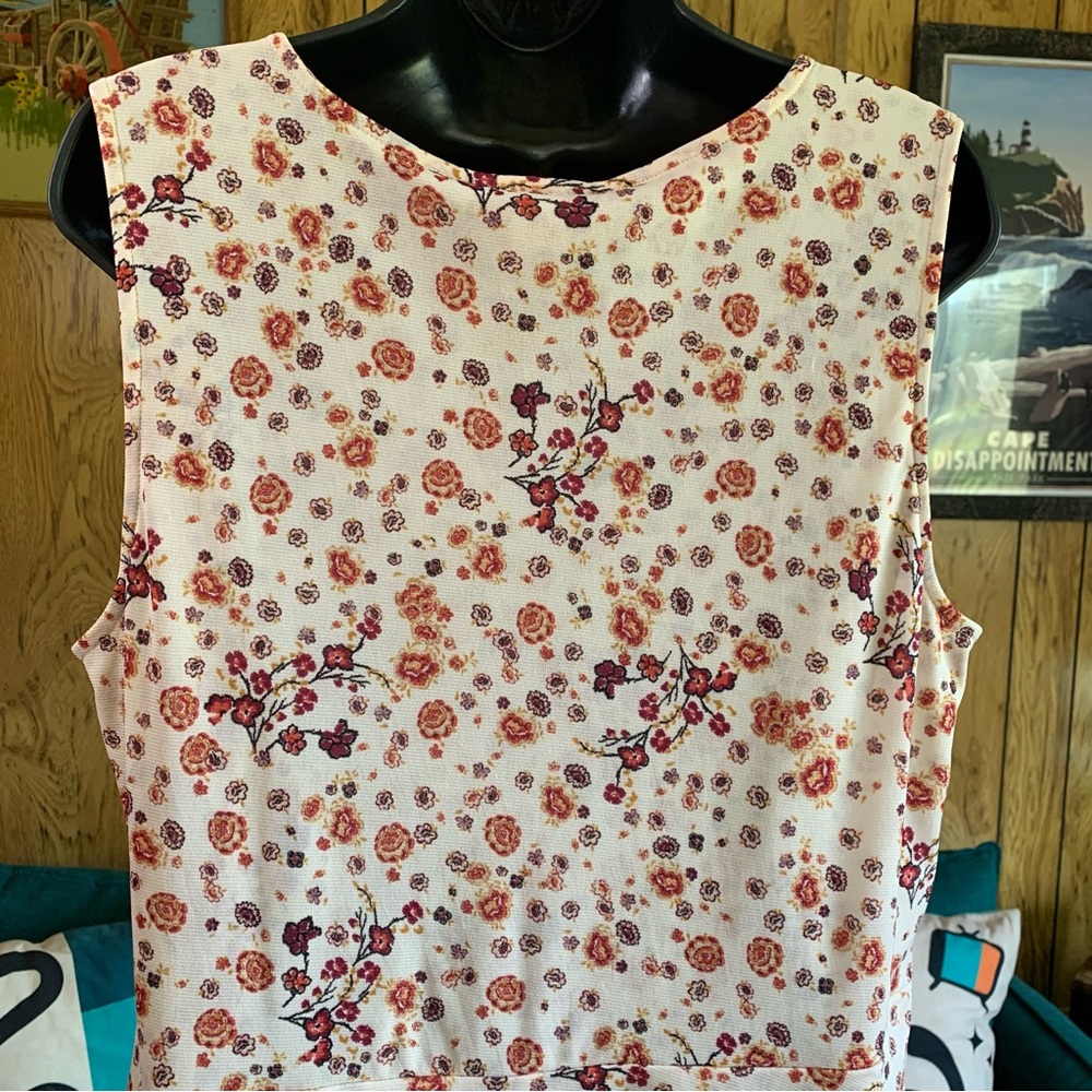 Style & Co. Floral Sleeveless Ruffle Blouse - Picture 6 of 10